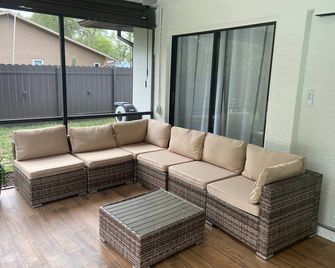 Luxury Getaway, Heated Pool, Weeki Wachee Mermaids City - Spring Hill - Patio