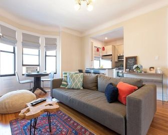 Union Lane By Rove Travel 1br Park Slope Apt - Brooklyn - Living room