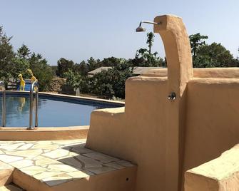 House with pool in Cap de Barbaria, to enjoy the tranquility of the island! - Sant Francesc de Formentera - Piscine