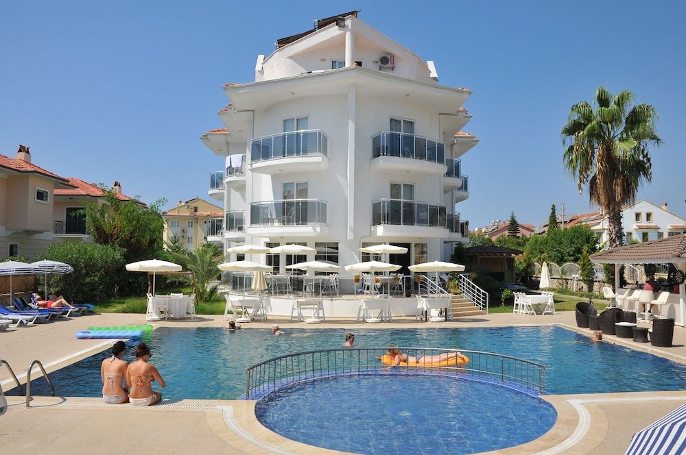 Nevada Hotel & Spa - פטהייה