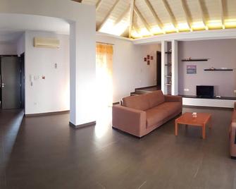 adonia villa - Asini - Living room