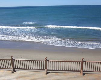 Casa Madera: expansive views and spacious comfort - Miramar - Beach