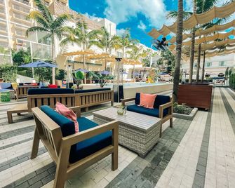 The Fairwind Hotel - Miami Beach - Patio