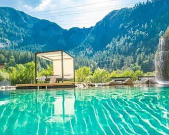 Hotel-Restaurant Burgblick - Dorfgastein - Piscină
