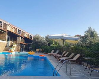 Elia Village by Irida Iris Group - Plomari - Piscina