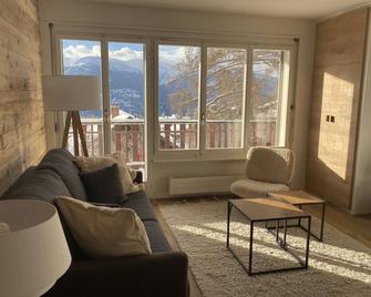 Apartment Del Sol Elysée 4 Crans Montana Switzerland - Crans-Montana - Stue