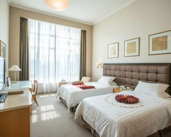 Shantou Junhua Haiyi Hotel - شانتو