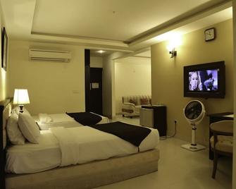 Desert Palm Hotel - Rahimyar Khan - Camera da letto