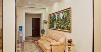 Tarkho Hotel - Makhachkala - Living room