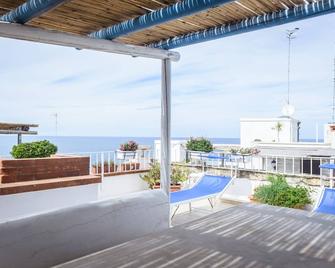 Nel Blu dipinto di Blu - Apartment - Polignano a Mare - Balkon