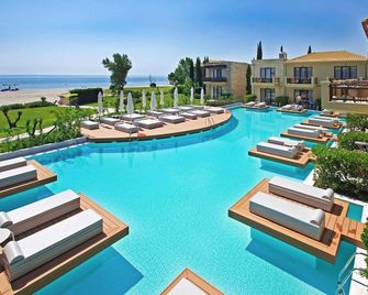 Mediterranean Village Hotel & Spa - Kateríni - Piscina