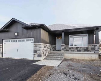 Vel's Villa - Trenton - Gebäude