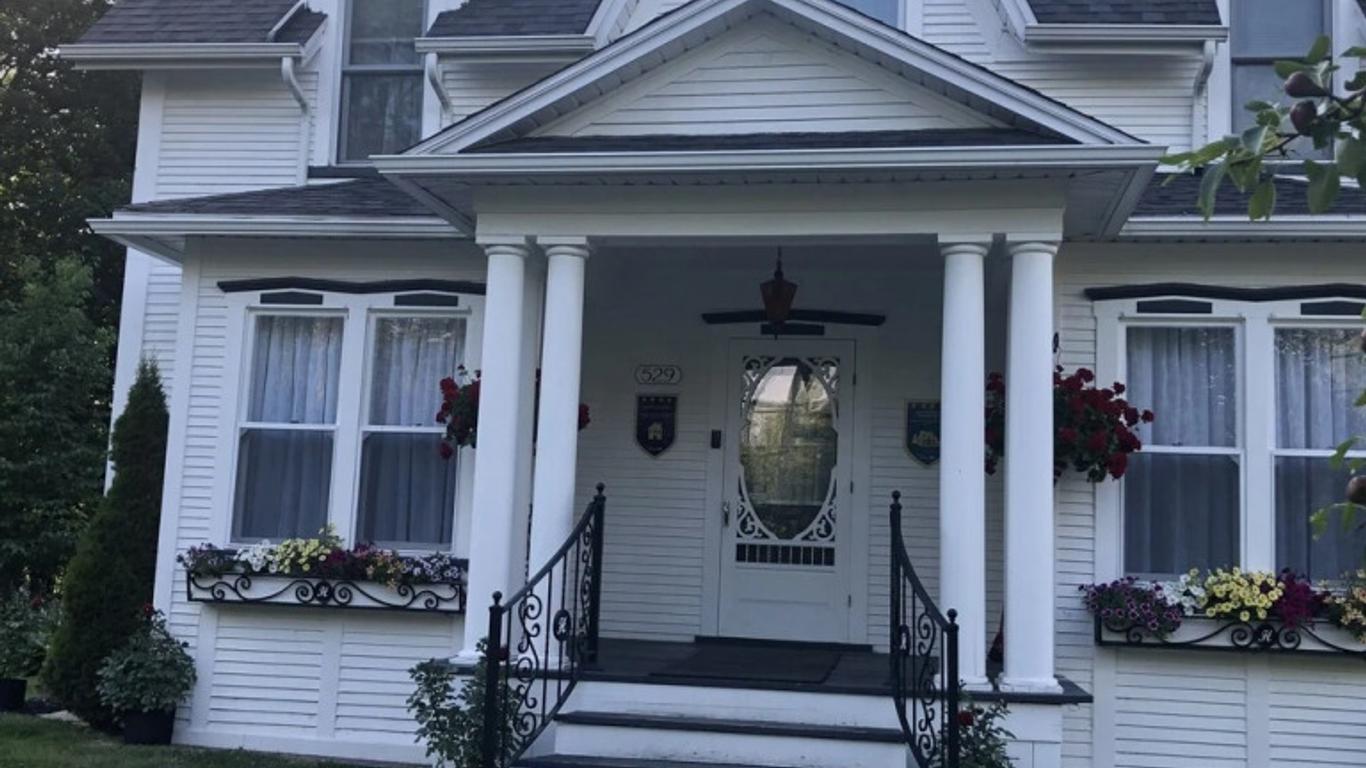 B&B Hillhouse