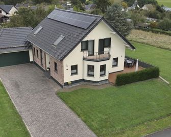 Vacation apartment Auenblick - 2-bed apartment - Blankenheim - Gebouw