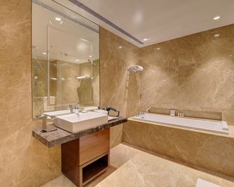 Niranta Airport Transit Hotel & Lounge Terminal 2 Arrivals - Mumbai - Bad