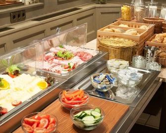Altstadthotel Piazza - Dinkelsbühl - Buffet