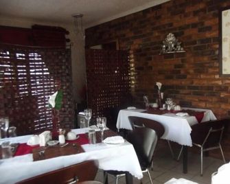 Ledimor Guesthouse - Polokwane - Restaurante