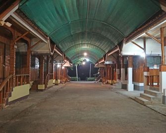 Baan Khue Wieng Resort - Mae Sariang - Habitación