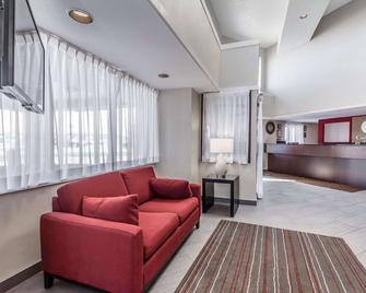 Comfort Inn Riviere-du-Loup - Riviere Du Loup - Olohuone