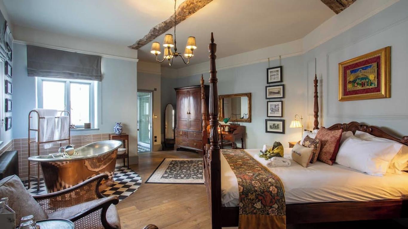 1777 ذا ألبيون