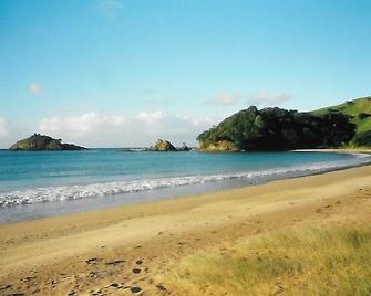 Absolute Beach Frontage - Te Ngaere Bay - Matauri Bay - Playa
