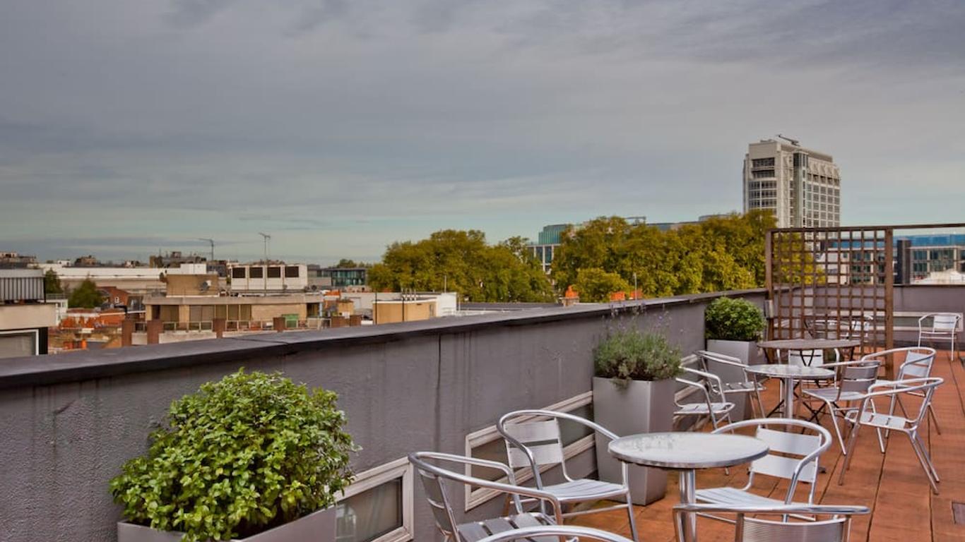 إل اس اي كار- ساوندرز هوول