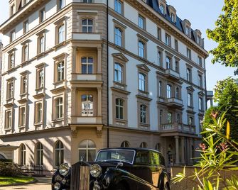 Bristol Kralovska Vila - Carlsbad - Building