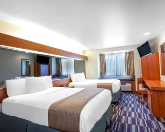 Microtel Inn & Suites by Wyndham Gulf Shores - Gulf Shores - Bedroom