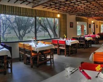 Orchard Retreat Resorts - Pushkar - Restaurant