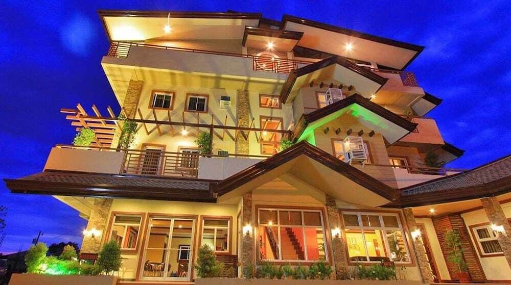 Staylite Candon Hotel