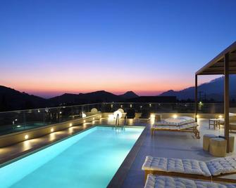 Myaloni Luxury Residences - Plakias - Piscina