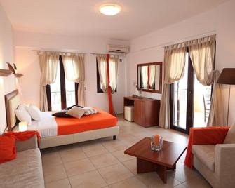 Berdoussis Hotel - Elafonisos - Bedroom