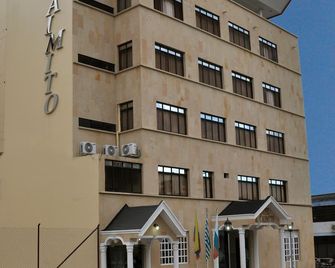Hotel el Caimito - Villavicencio - Edificio