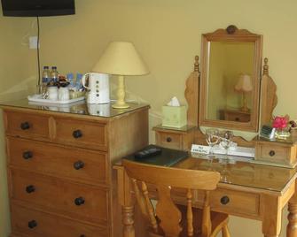 Brambles Bed and Breakfast - Tiverton - Bedroom