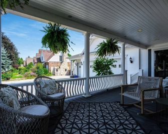 Dream Estate Inn - Leamington - Balkon