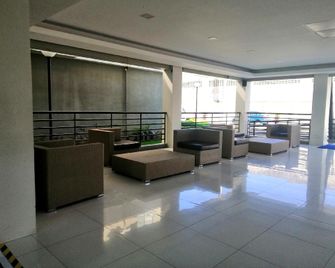 Two BR Condo Unit near Megaworld Iloilo - Iloilo City - Lobby