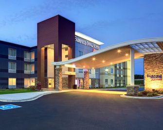 Fairfield Inn & Suites by Marriott Madison West/Middleton - Middleton - Building
