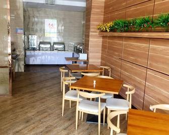 Greentree Inn Yancheng Economic Development Zone Management Committee Express Hotel - Yancheng - Restaurante