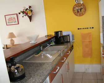 Apartment in a small residency - Saint-Georges-de-Didonne - Cucina