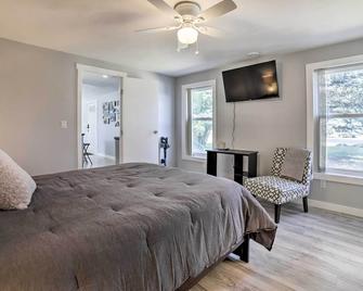 Cozy Ashton Abode w/ Yard - Near Park & Pool! - Ashton - Habitación