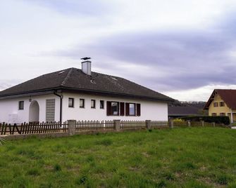 Golf und Thermen Ferienhaus Golfblick Bad Loipersdorf - Königsdorf