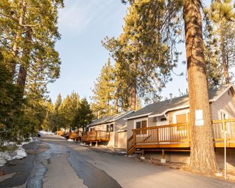 Tahoe Sands Resort - Tahoe Vista - Building