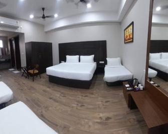 Kankidham Lords Inn - Kishanganj - Bedroom