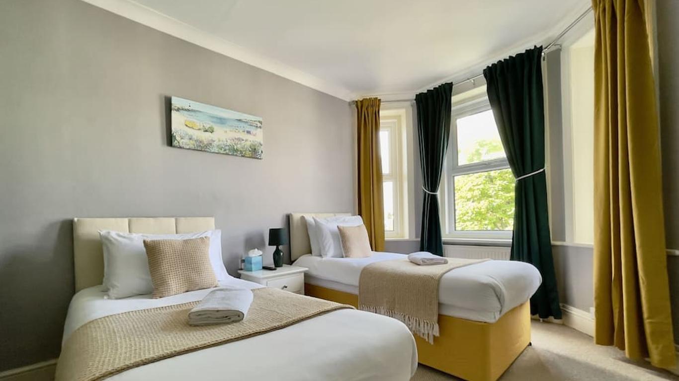 The Hedley Townhouse