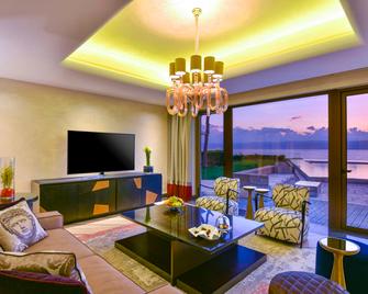 Kempinski Hotel Ishtar Dead Sea - Sweimeh - Living room
