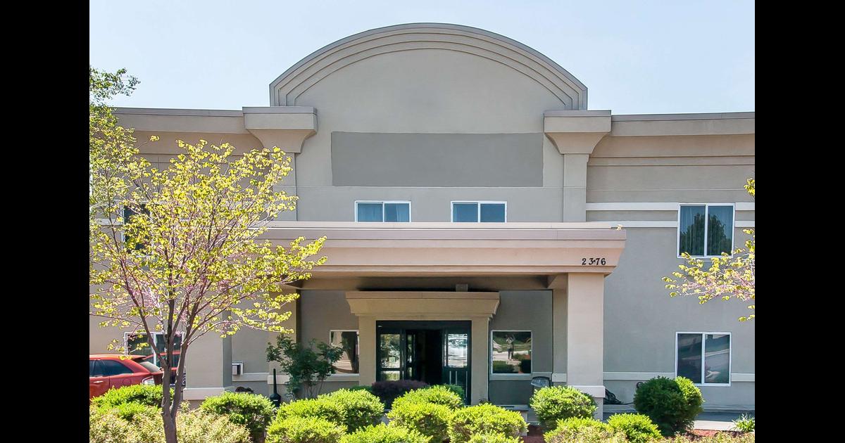 Quality Inn And Suites Ann Arbor Hwy 23 63 1 2 3 Ann Arbor Hotel Deals Reviews Kayak