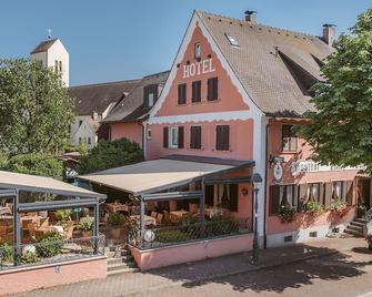 Hotel-Restaurant Gasthof Adler - Neuenburg am Rhein - Budova