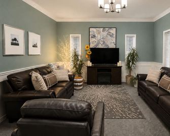 Newcastle Country Inn - Drumheller