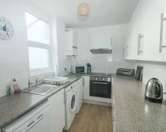 Dunholme House - Teignmouth - Kuchyň