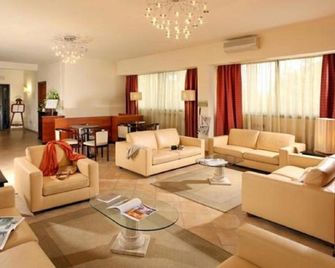 Cassia Hotel - Olgiata - Sala de estar